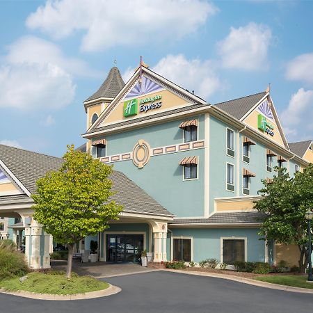 Holiday Inn Express Holland By Ihg Kültér fotó