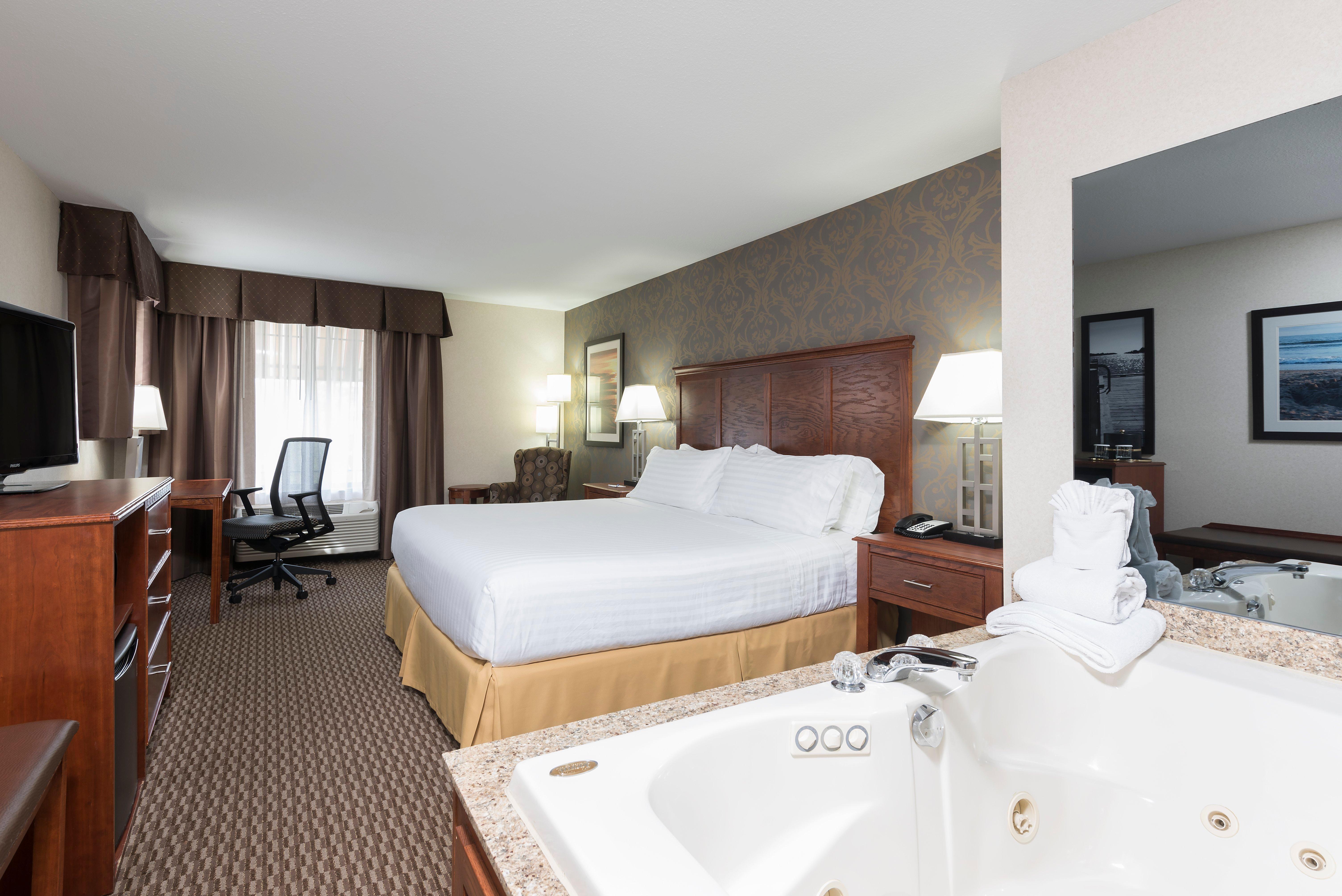 Holiday Inn Express Holland By Ihg Kültér fotó