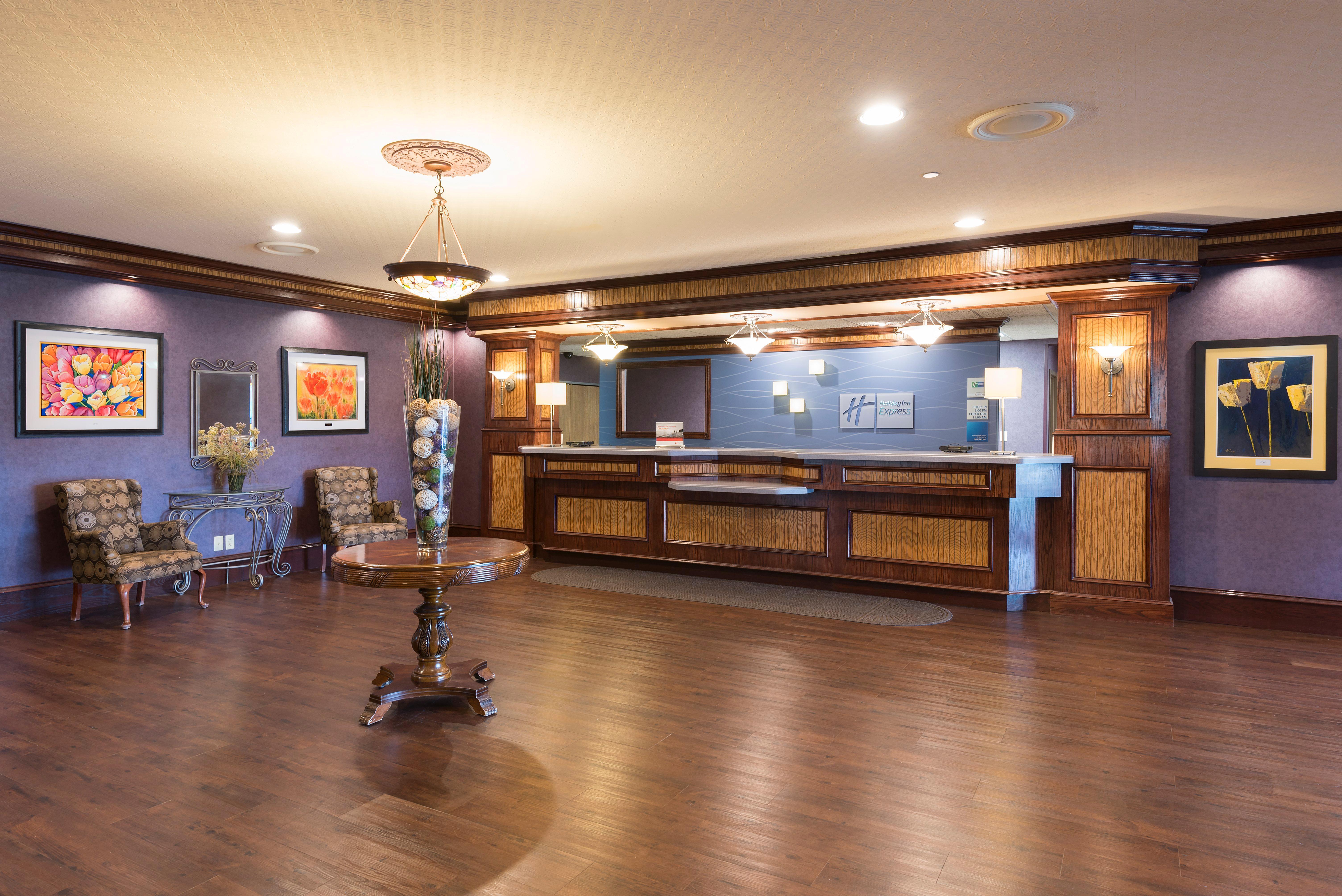 Holiday Inn Express Holland By Ihg Kültér fotó