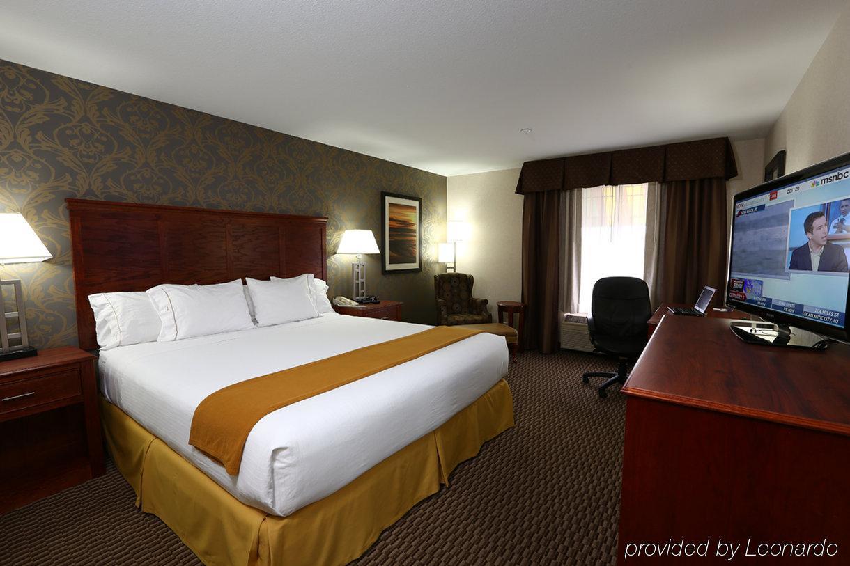 Holiday Inn Express Holland By Ihg Kültér fotó